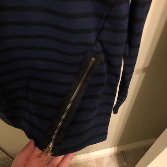 Zara striped long sleeve top with zippers - Picture 3 of 4